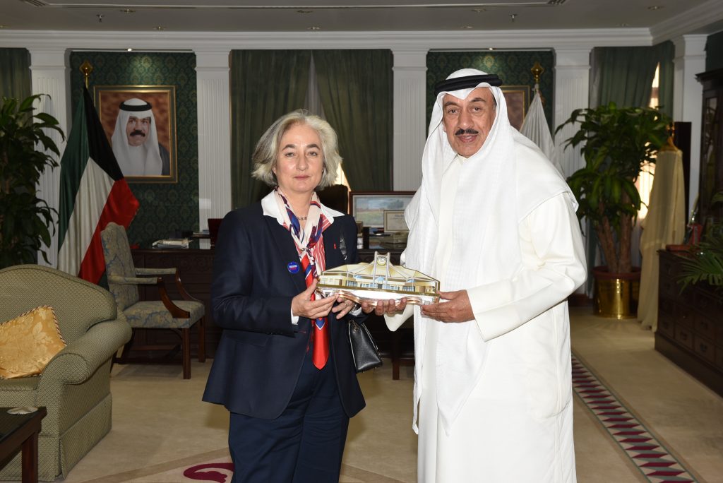 محافظ الجهراء يستقبل سعادة سفيرة جمهورية فرنسا لدى دولة الكويت